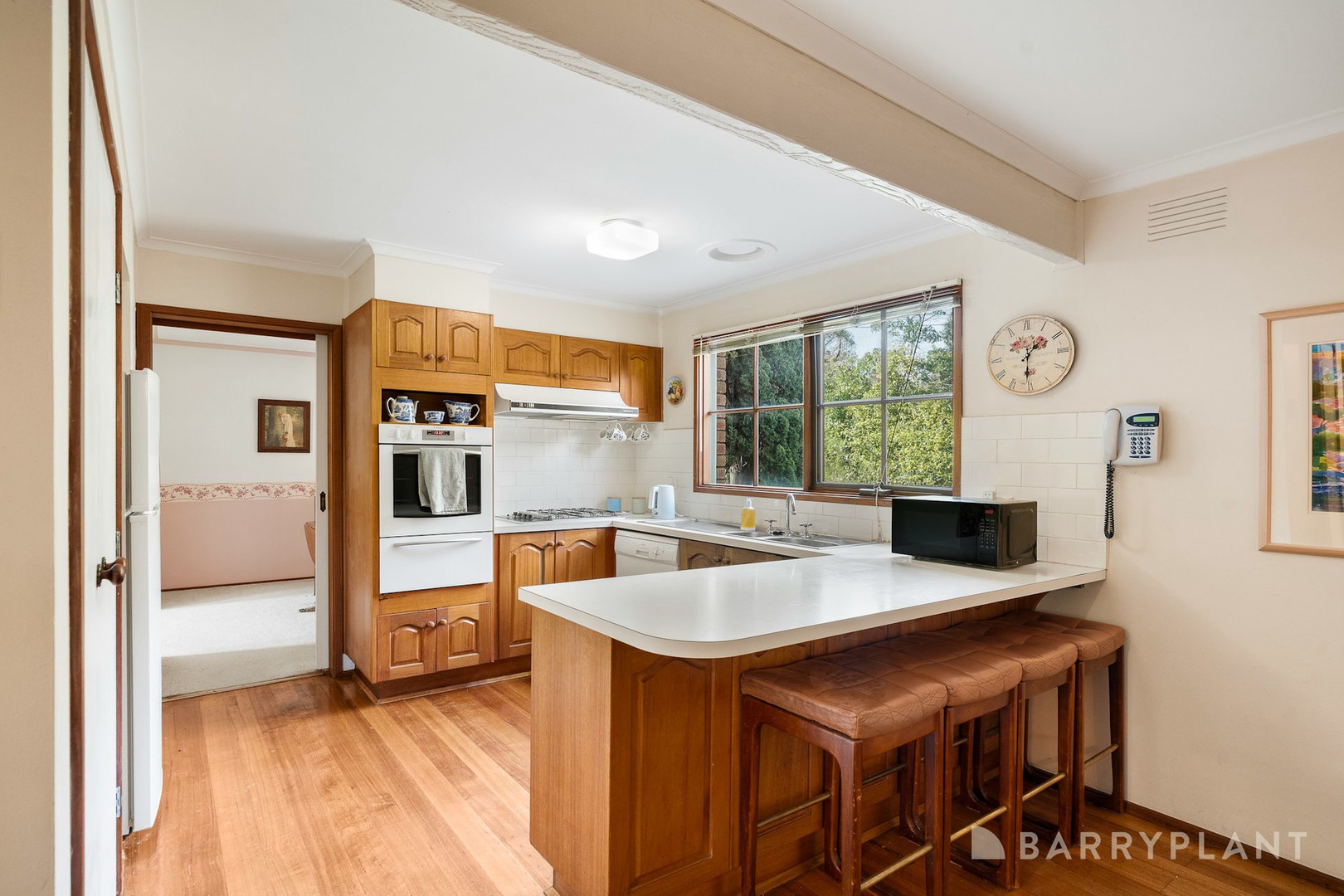 10 Crossman Drive, Croydon Hills, VIC 3136 - Thumbnail 2 - 14/08/2026