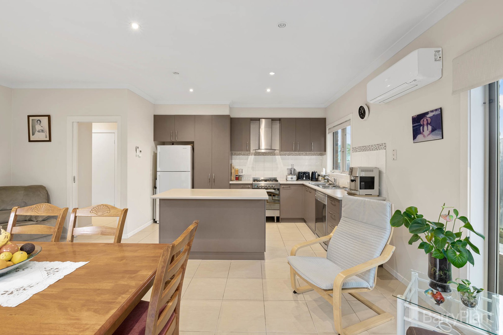 10 Crowley Avenue, Narre Warren, VIC 3805, Narre Warren - Thumbnail 4