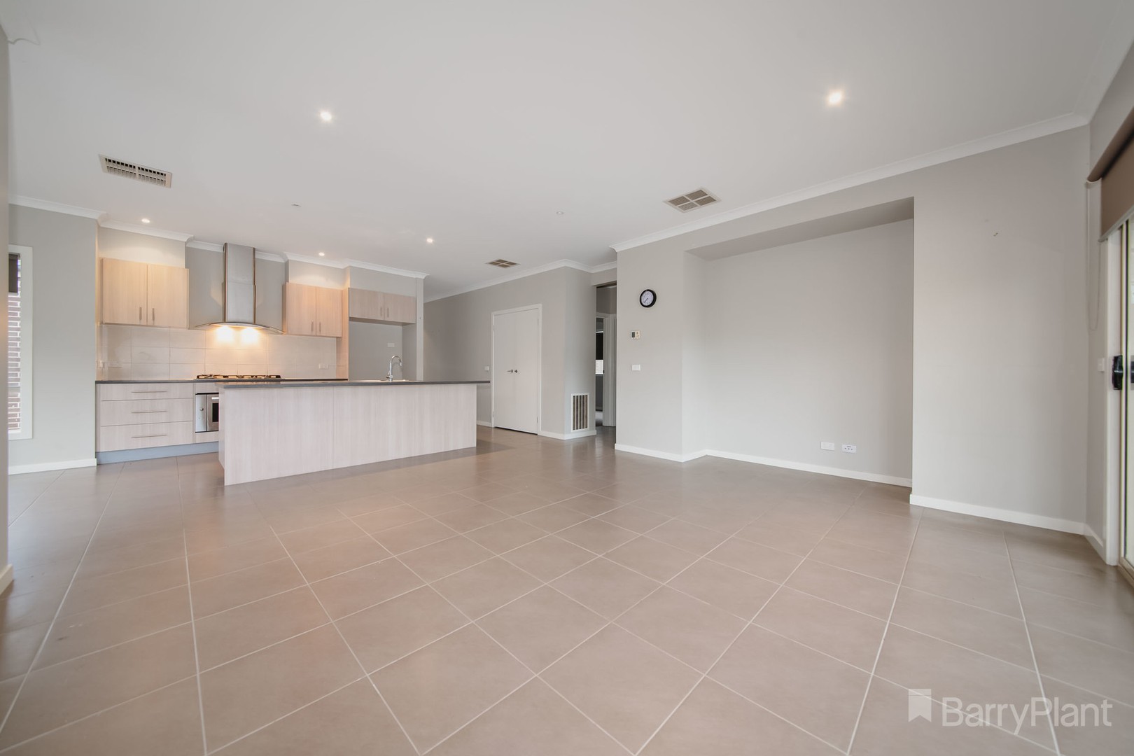 10 Curran Drive, Officer, VIC 3809 - Thumbnail 1 - 09/11/2022