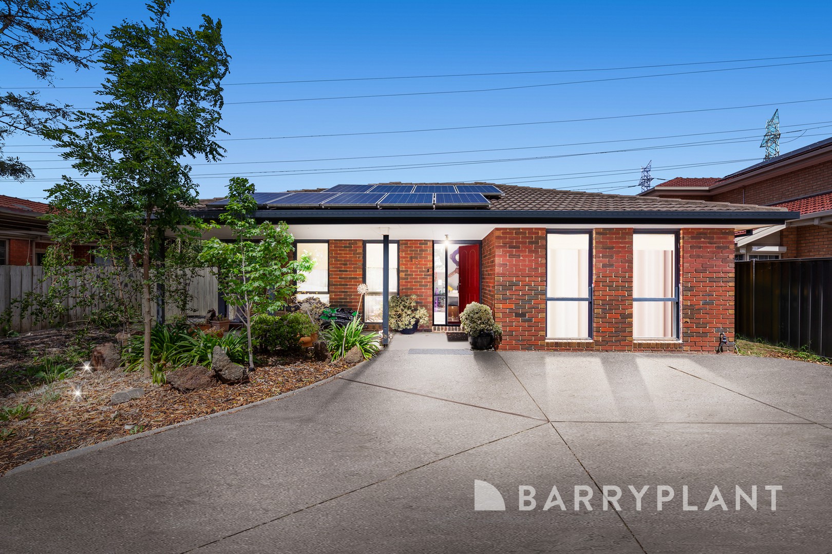 10 Currunghi Court, St Albans, VIC 3021 - Thumbnail 2 - 30/10/2025
