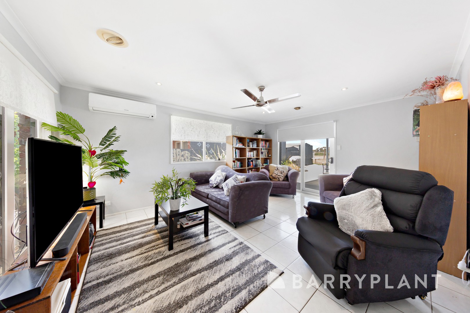 10 Currunghi Court, St Albans, VIC 3021, St Albans - Thumbnail 3