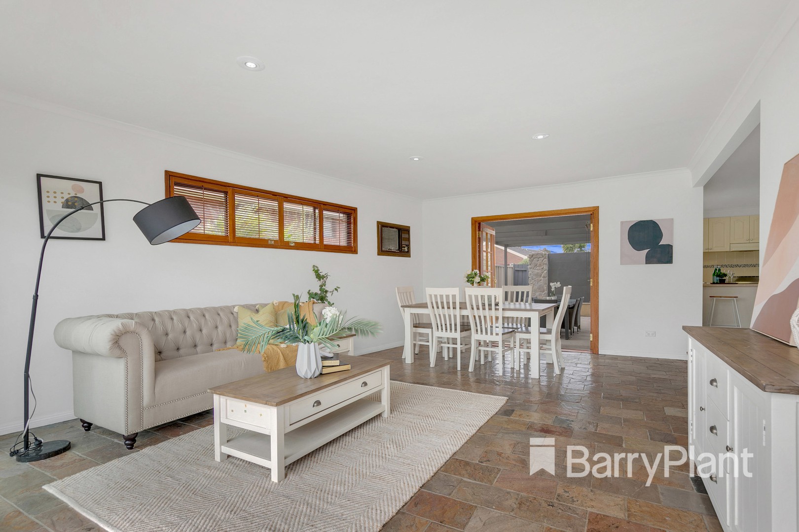 10 Darbyshire Court, Mill Park, VIC 3082, Mill Park - Thumbnail 3