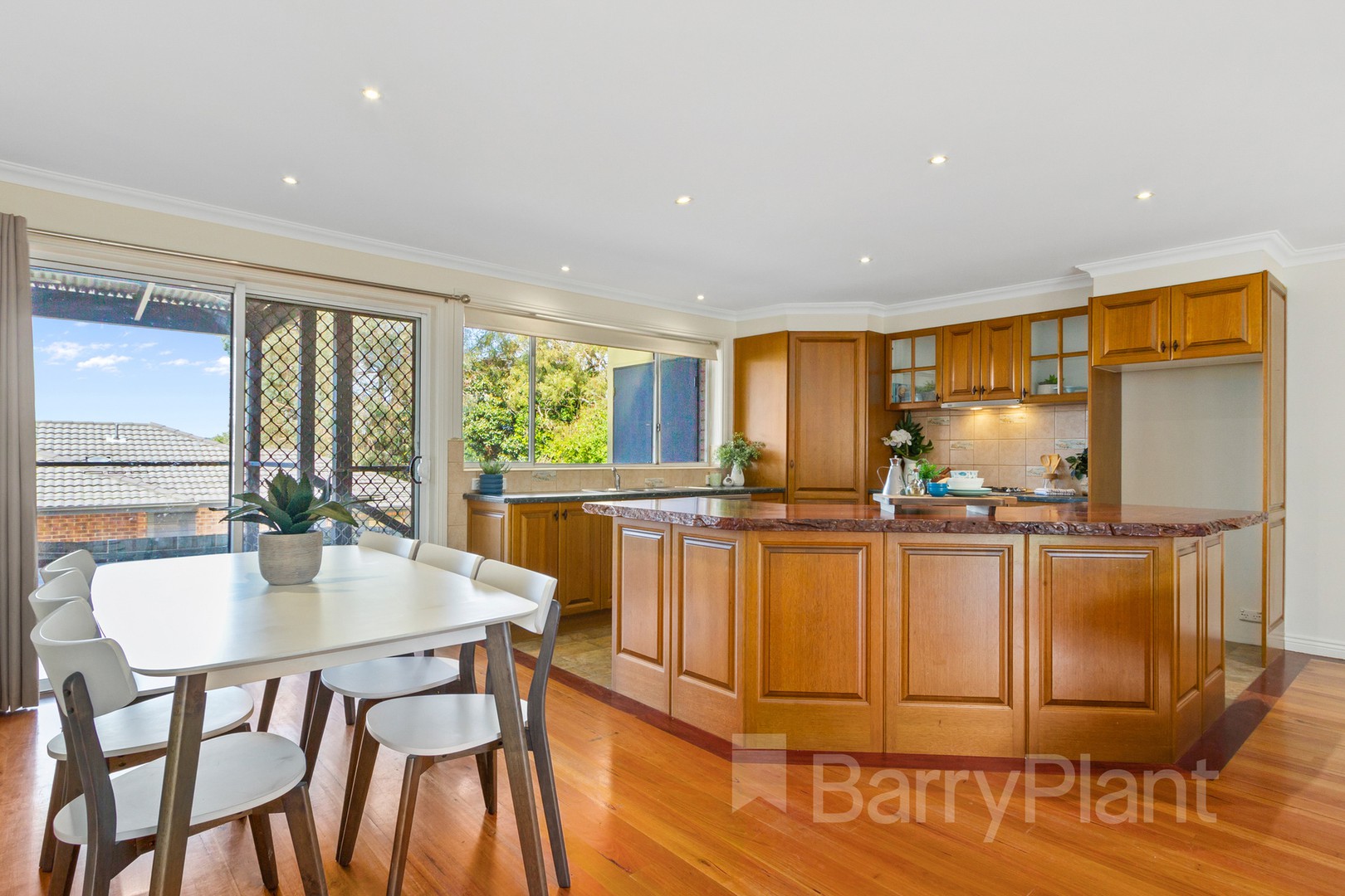 10 Daymar Drive, Mooroolbark, VIC 3138, Mooroolbark - Thumbnail 4