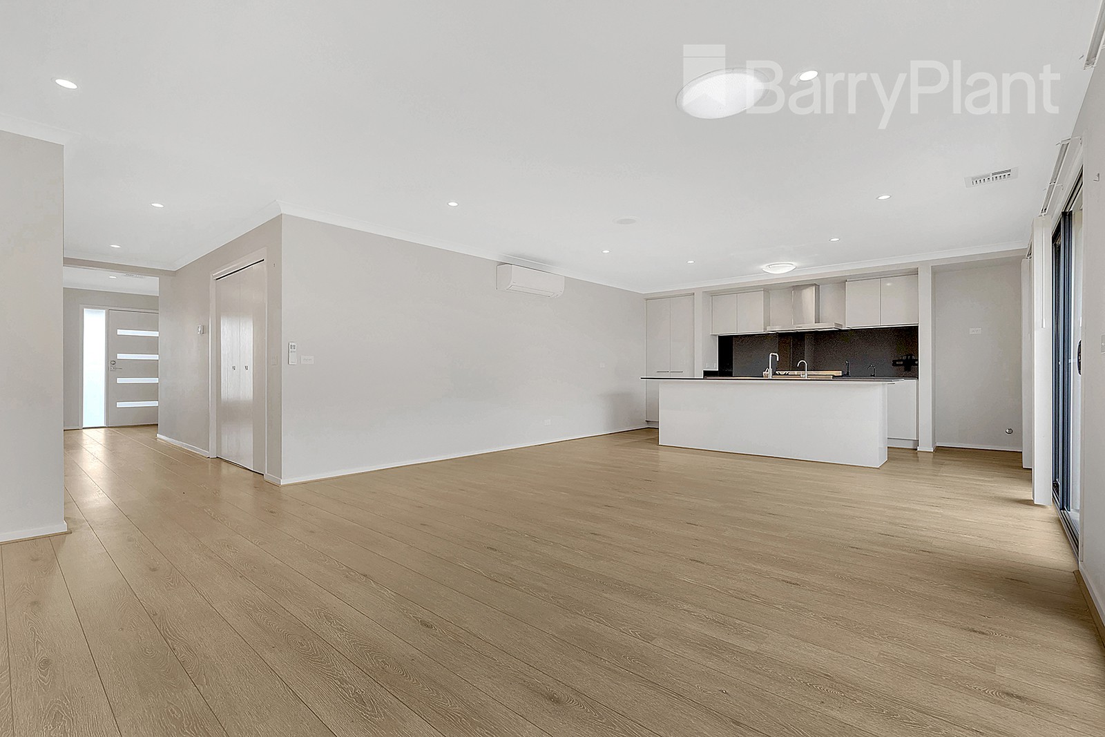 10 Delta Drive, Craigieburn, VIC 3064, Craigieburn - Thumbnail 4