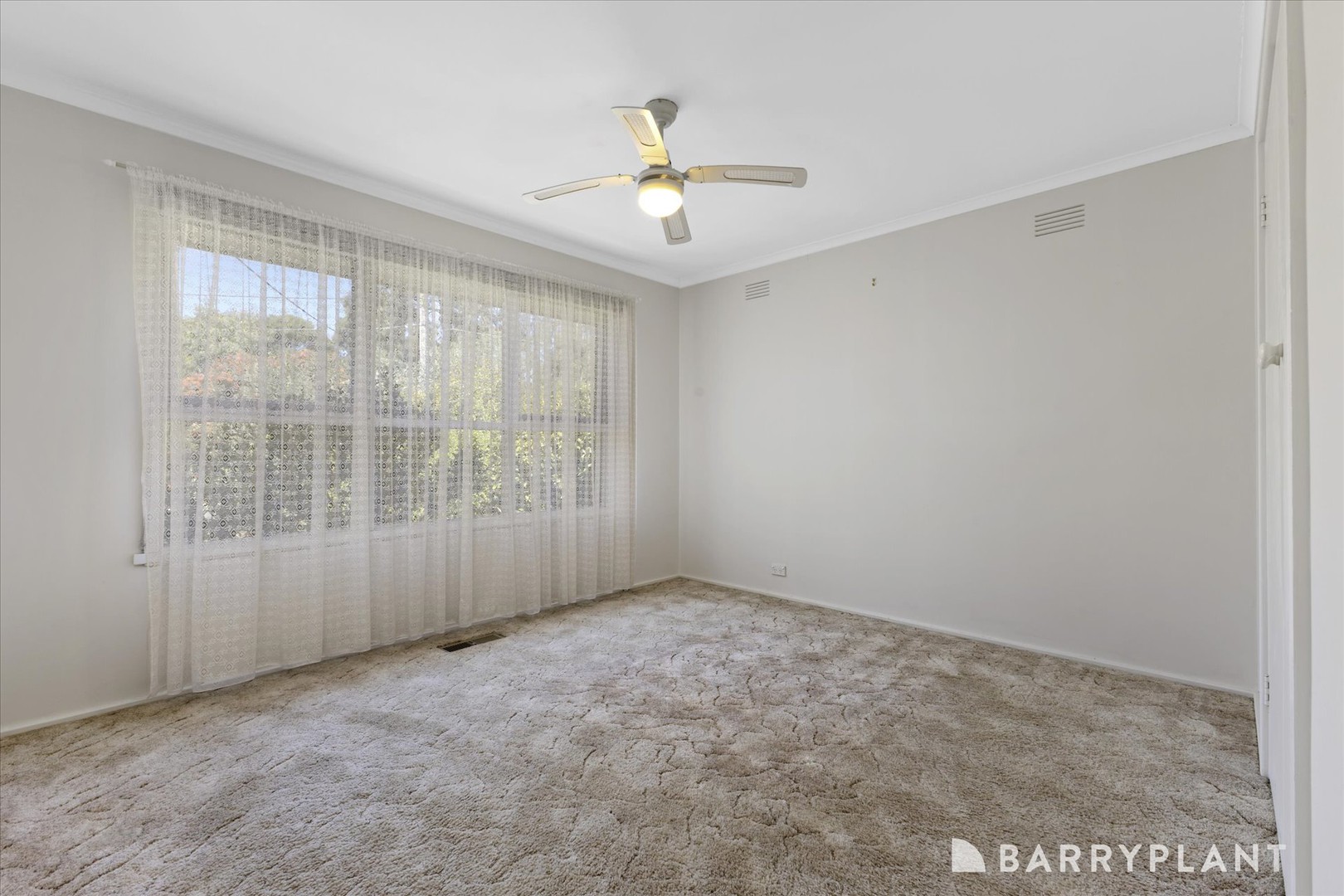 10 Dennis Court, Mooroolbark, VIC 3138, Mooroolbark - Thumbnail 5