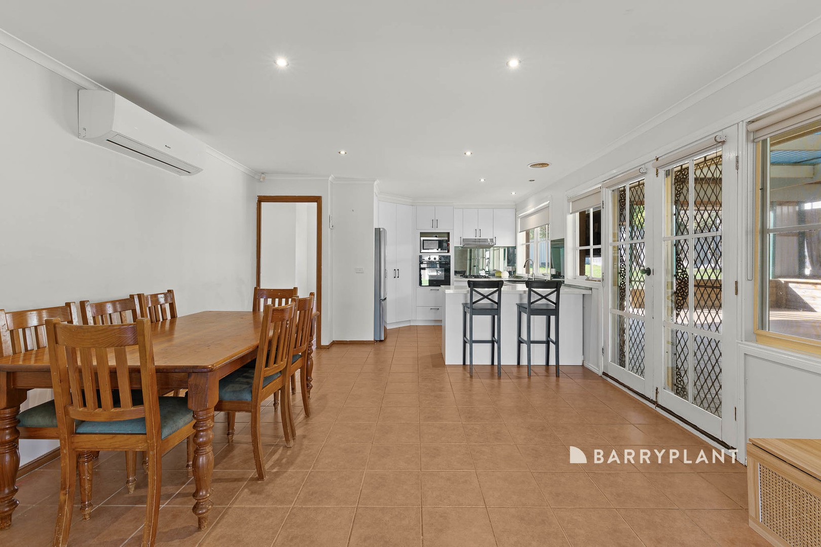 10 Diamond Court, Narre Warren North, VIC 3804, Narre Warren North - Thumbnail 4