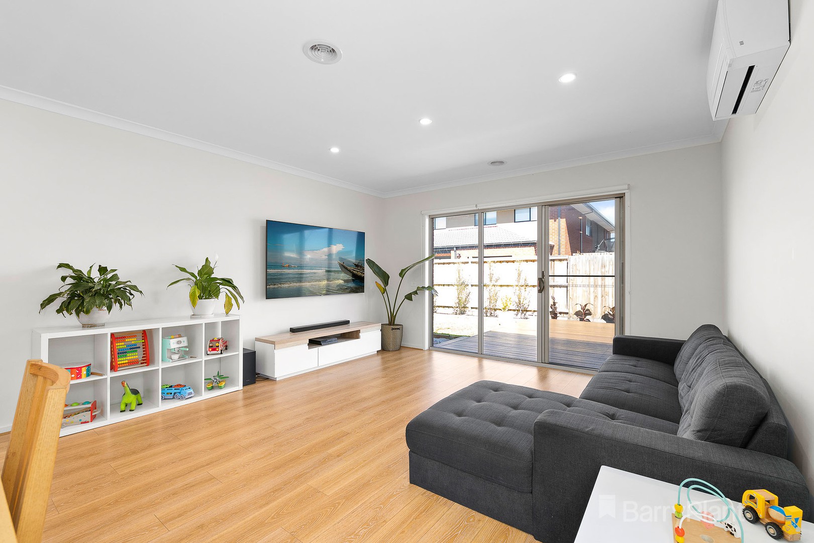 10 Dorkings WayClyde North, VIC 3978, Clyde North - Thumbnail 7