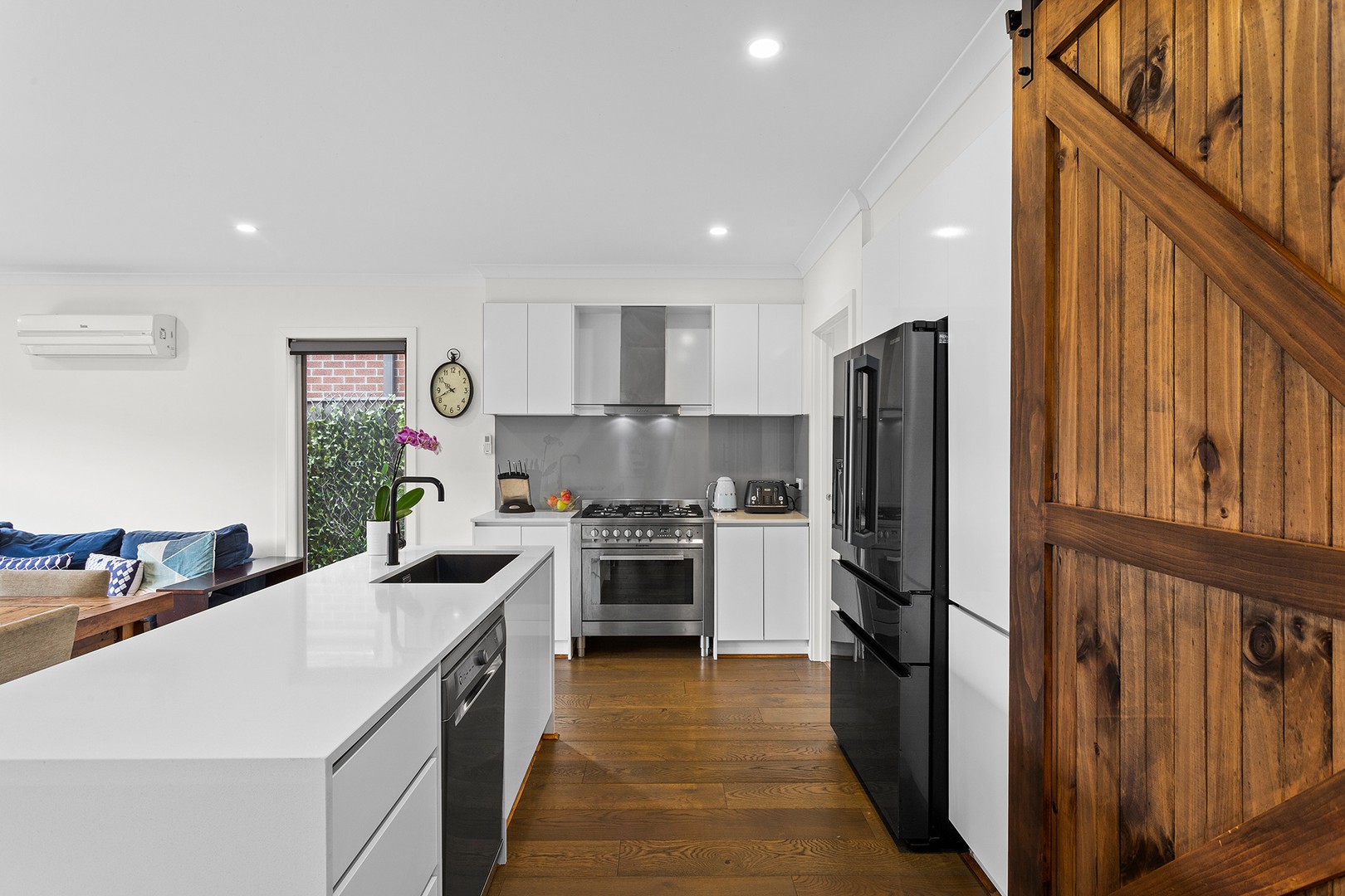 10 Dorrington Street, Greenvale, VIC 3059, Greenvale - Thumbnail 3