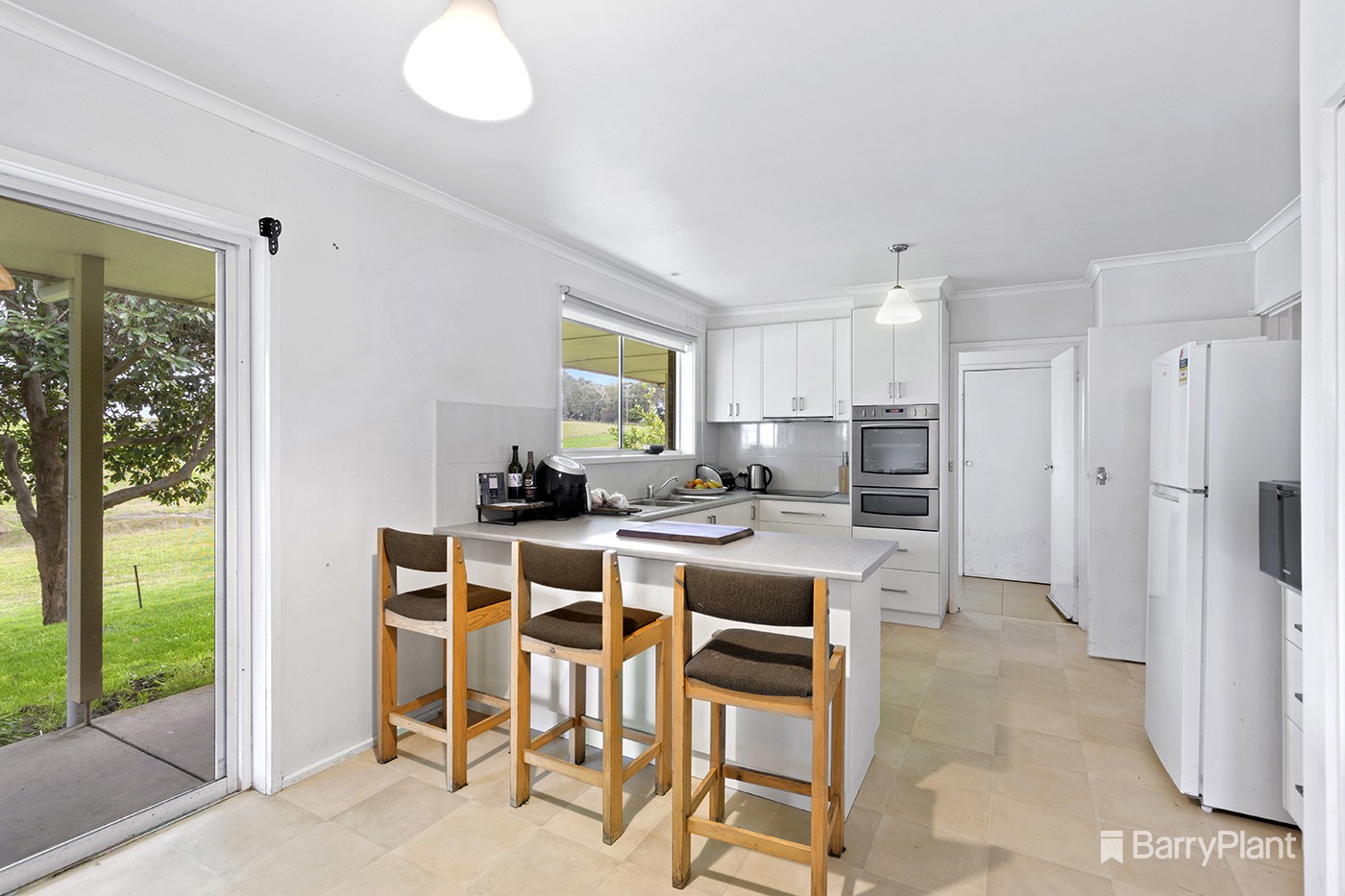 10 Douthie Road, Seville, VIC 3139, Seville - Thumbnail 2