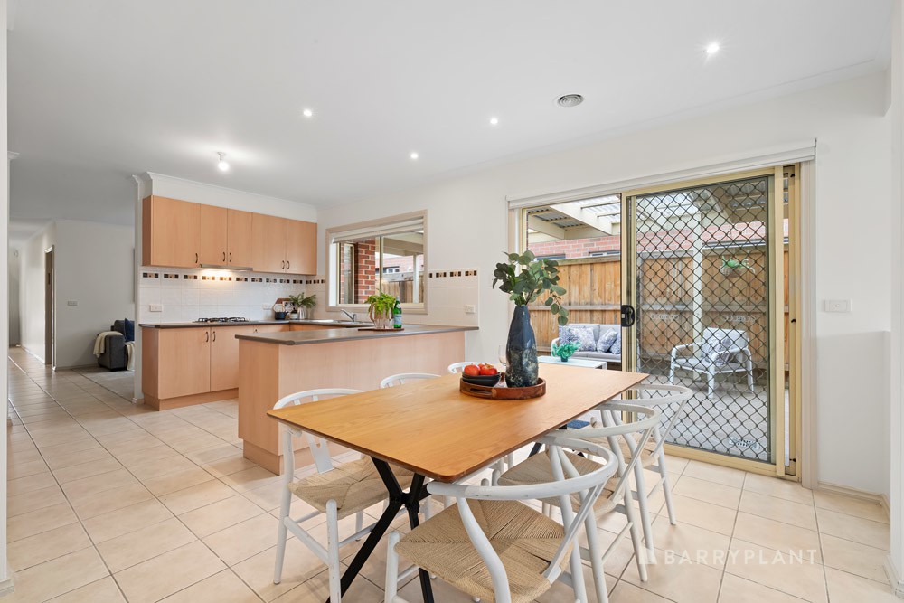 10 Dove Terrace, South Morang, VIC 3752, South Morang - Thumbnail 4