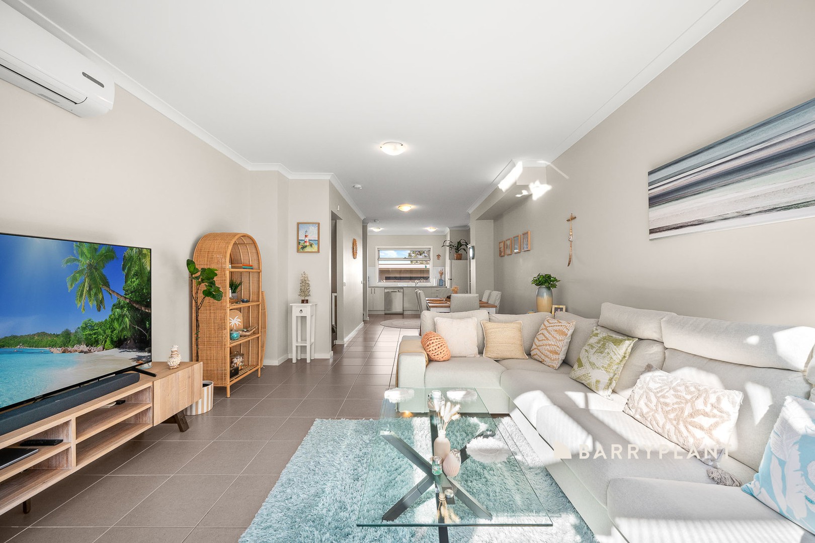 10 Downhelm Road, Cranbourne North, VIC 3977, Cranbourne North - Thumbnail 4