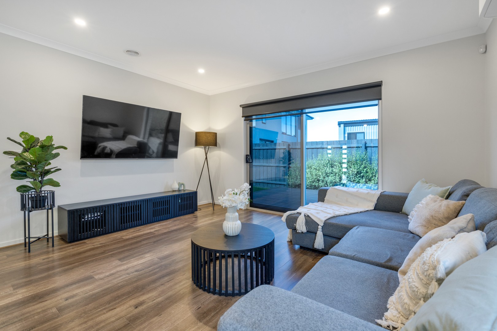 10 Downtown Avenue, Donnybrook, VIC 3064, Donnybrook - Thumbnail 5