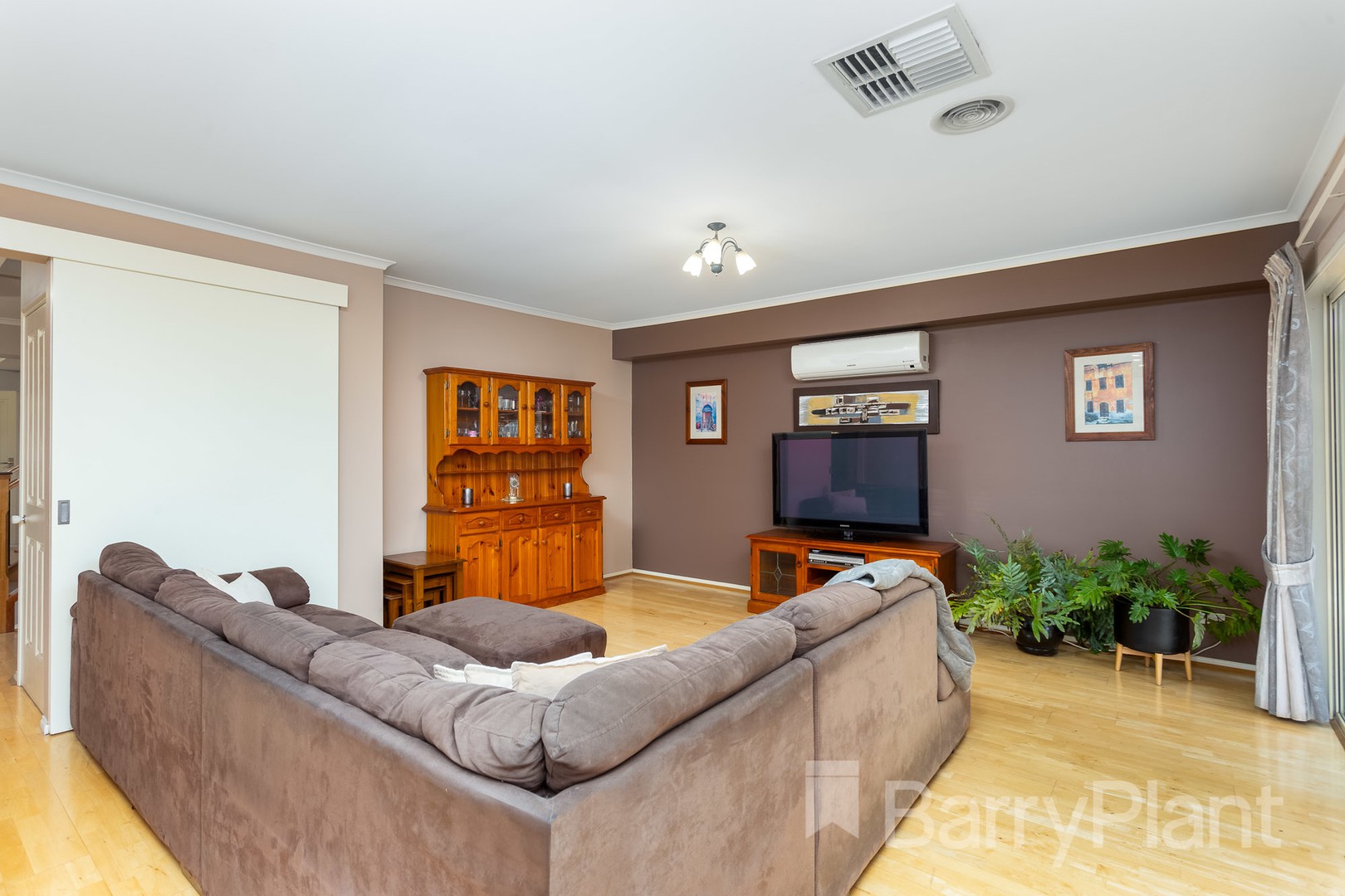 10 Dunfermline Way, Point Cook, VIC 3030, Point Cook - Thumbnail 7