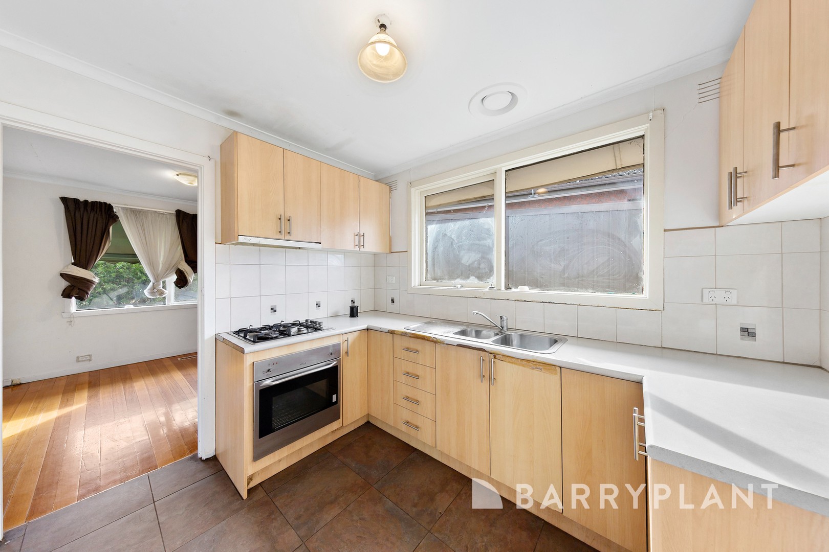 10 Eddie Street, St Albans, VIC 3021, St Albans - Thumbnail 5