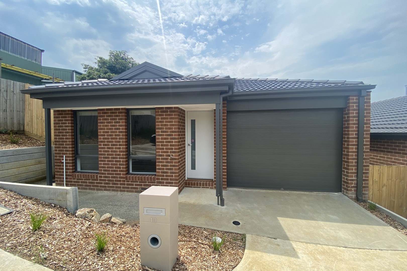 10 Einstein Court, Pakenham, VIC 3810, Pakenham - Thumbnail 2