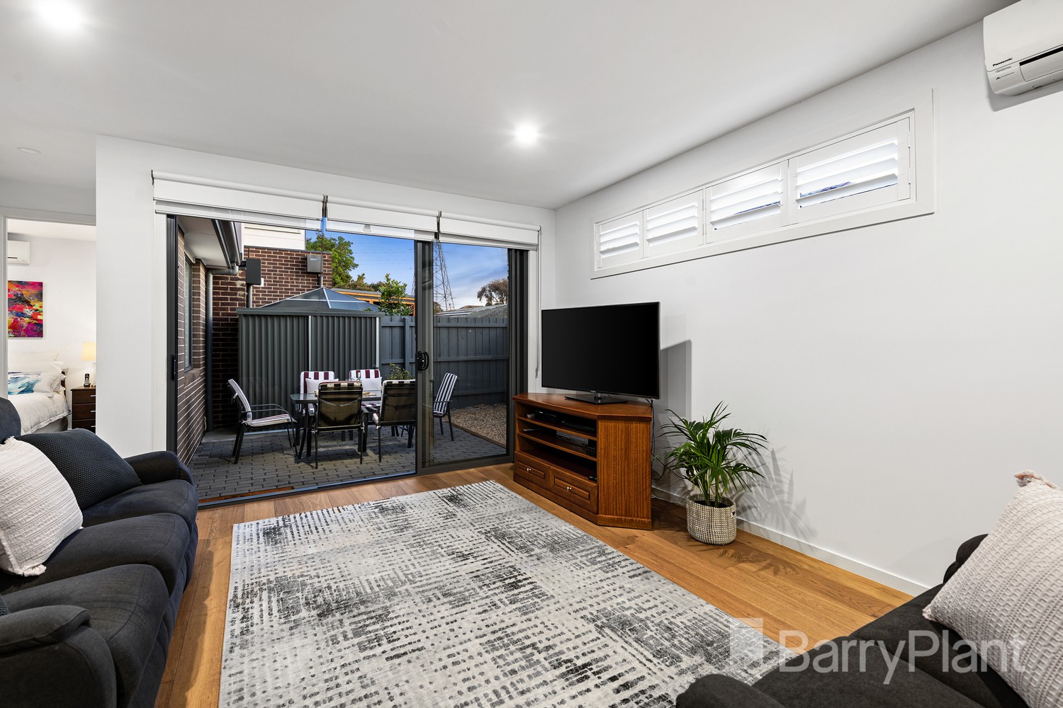 10 Elizabeth Grove, Bundoora, VIC 3083, Bundoora - Thumbnail 2