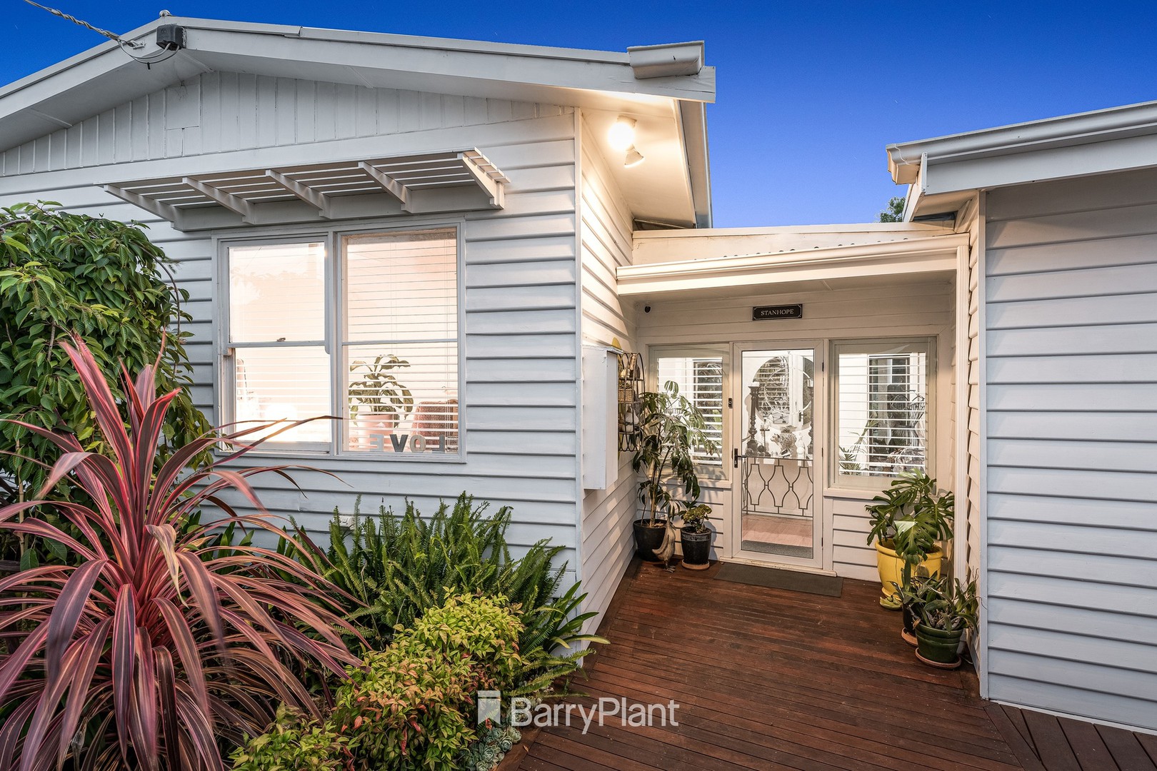 10 Emerald CourtBelmont, VIC 3216, Belmont - Thumbnail 3