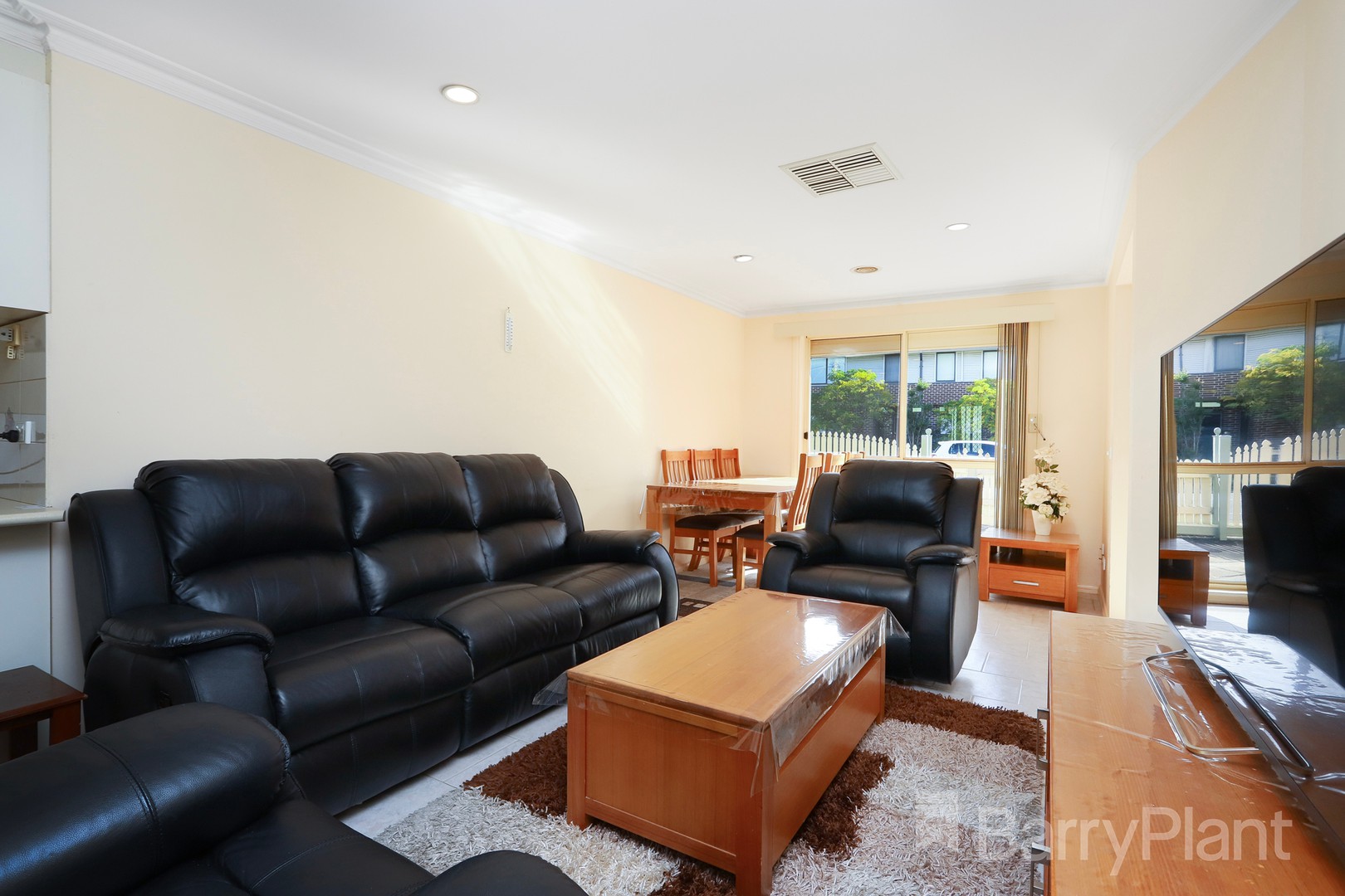 10 Erinbank Crescent, Westmeadows, VIC 3049, Westmeadows - Thumbnail 3