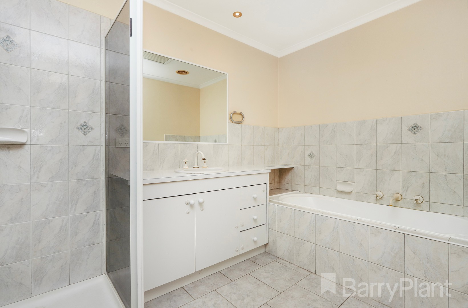 10 Erinbank Crescent, Westmeadows, VIC 3049, Westmeadows - Thumbnail 7