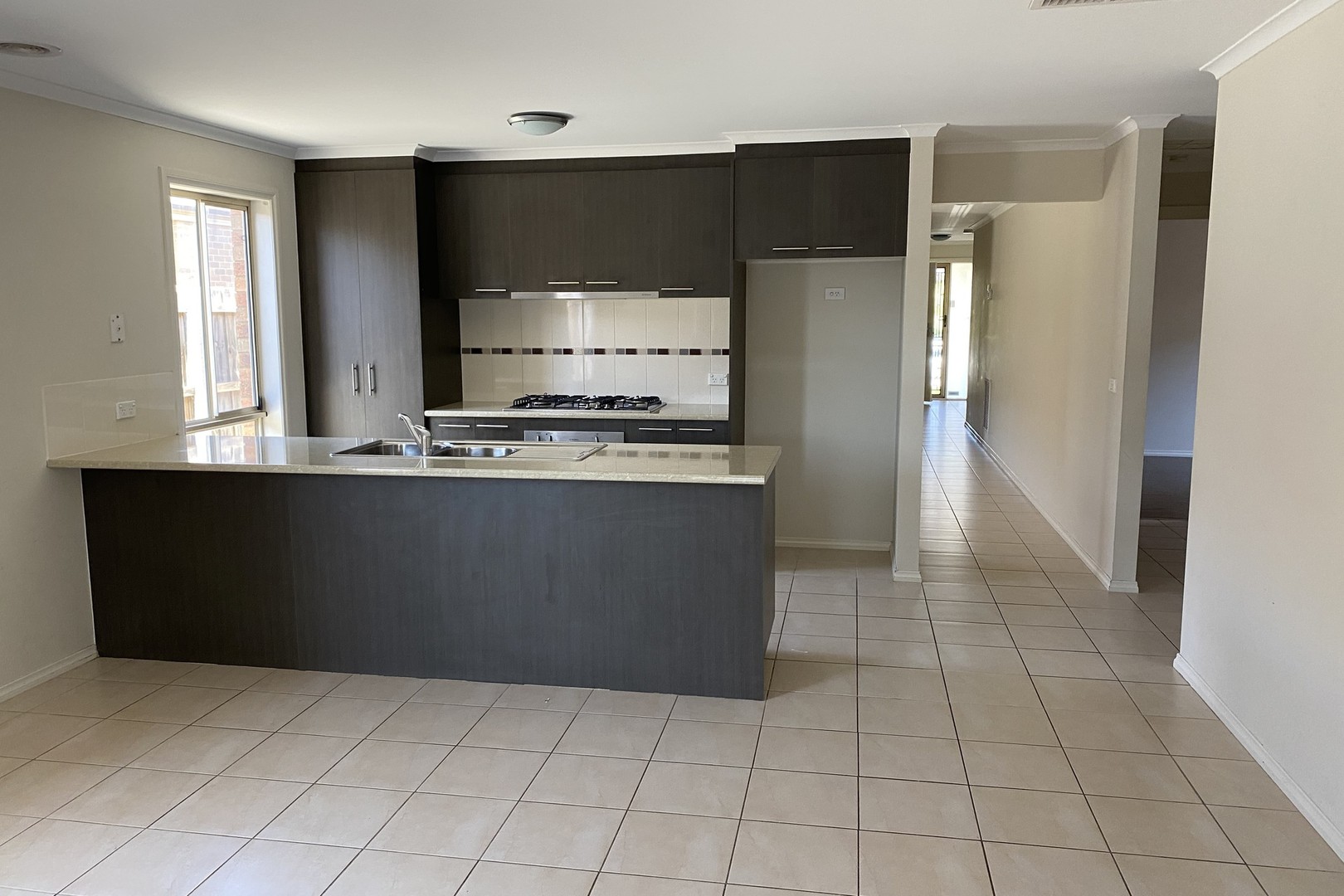 10 Essence Lane, Point Cook, VIC 3030, Point Cook - Thumbnail 2
