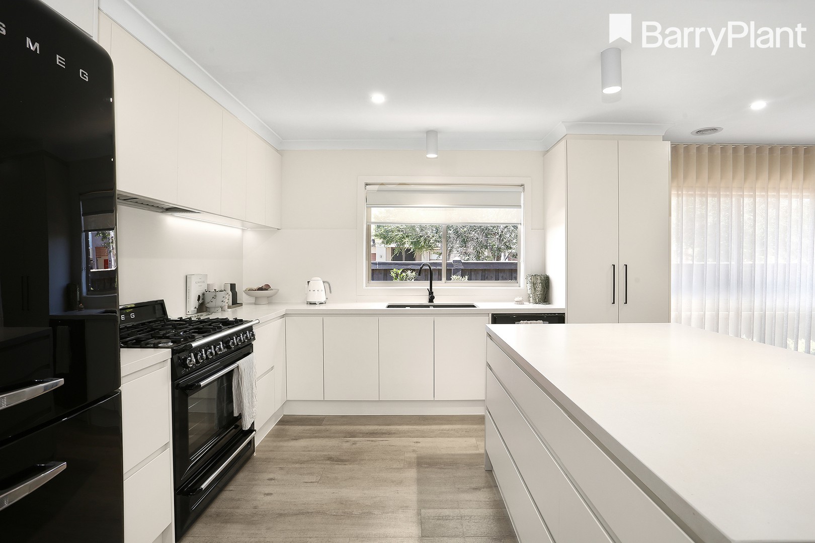 10 Ethan Road, Point Cook, VIC 3030, Point Cook - Thumbnail 5