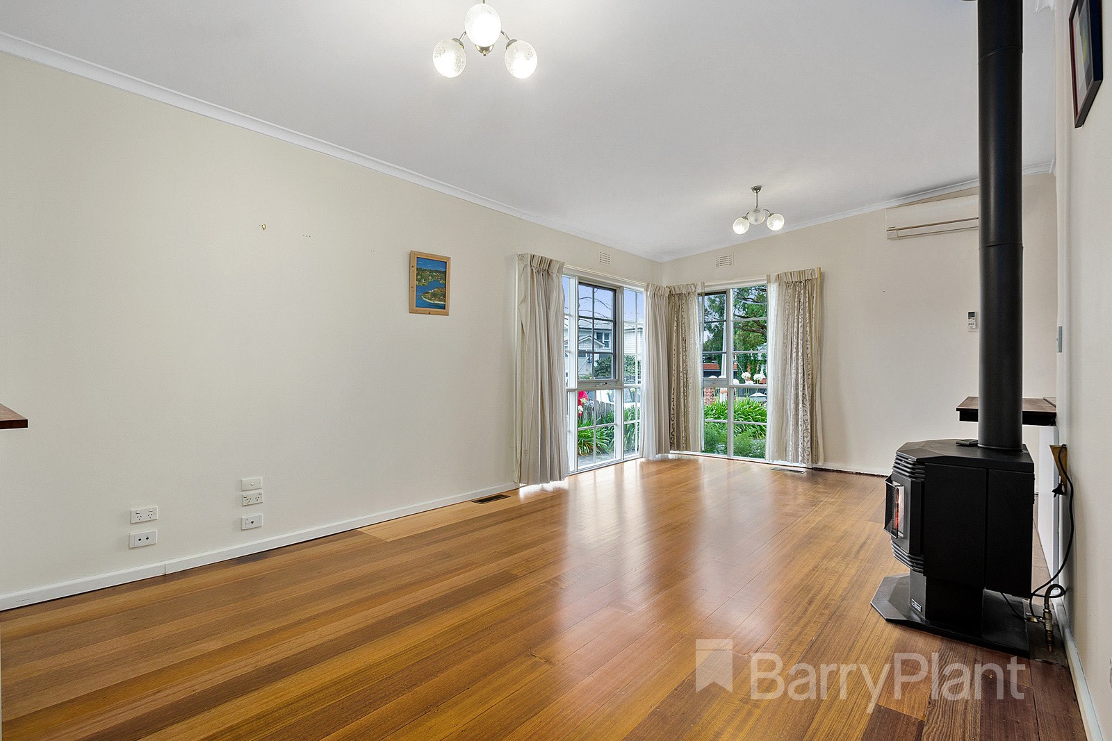 10 Evans Court, Vermont, VIC 3133, Vermont - Thumbnail 3