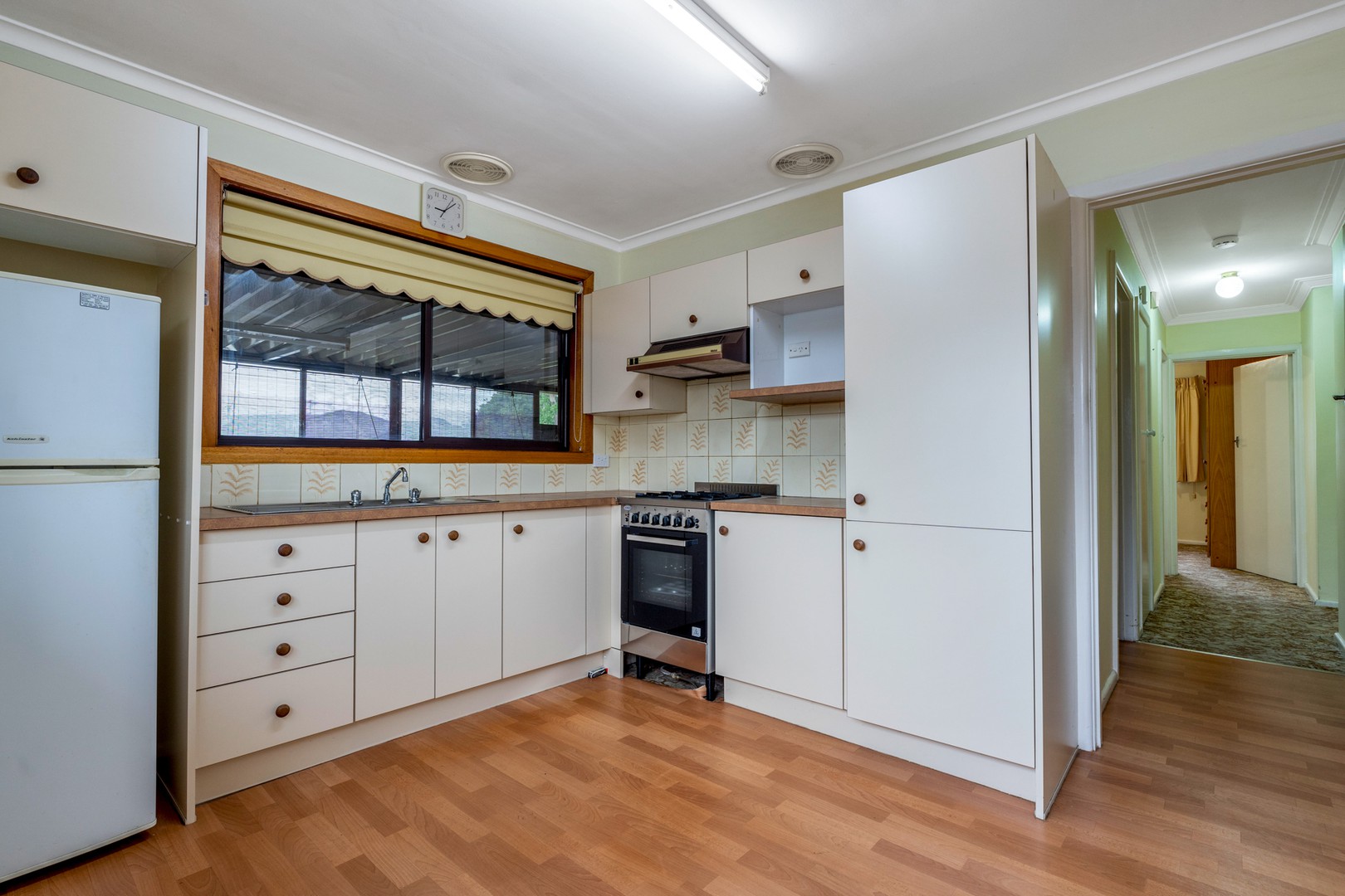 10 Eve Court, Craigieburn, VIC 3064, Craigieburn - Thumbnail 3