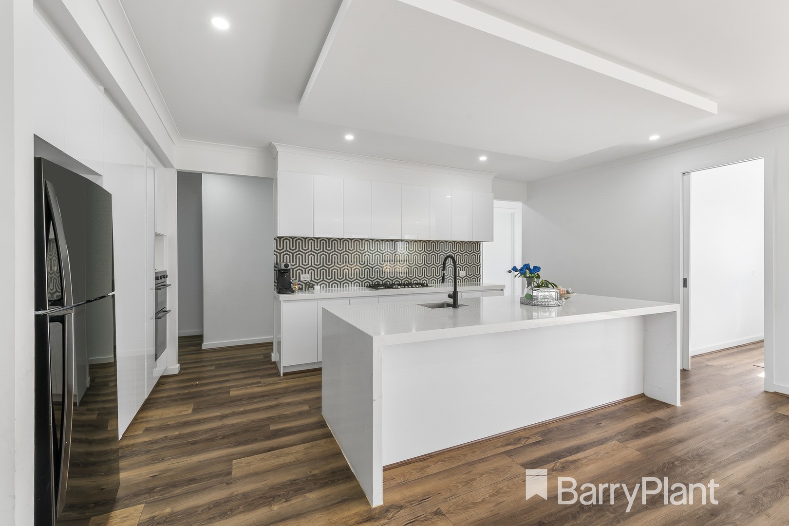 10 Ewden Drive, Bonnie Brook, VIC 3335, Bonnie Brook - Thumbnail 2