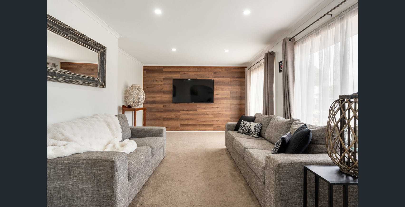 10 Falmouth Court, Craigieburn, VIC 3064, Craigieburn - Thumbnail 3