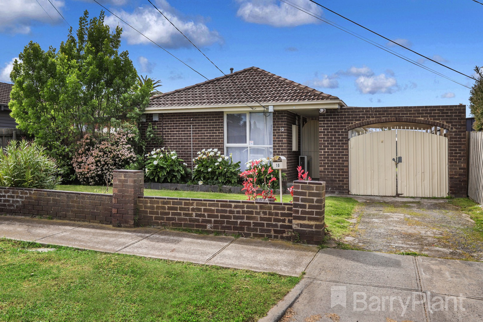 10 Ferris Avenue, Deer Park, VIC 3023 - Thumbnail 1 - 01/09/2023
