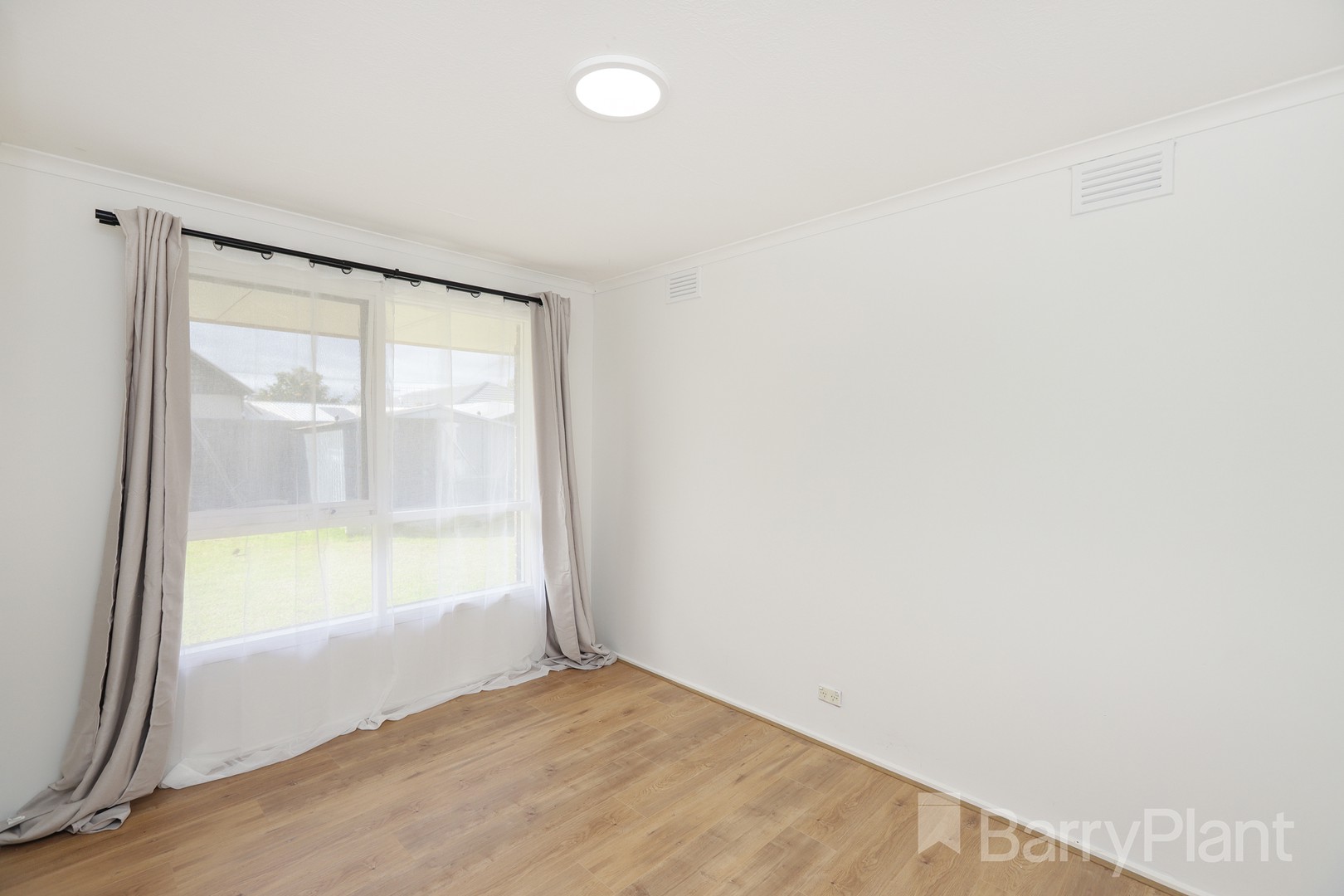 10 Ferris Avenue, Deer Park, VIC 3023, Deer Park - Thumbnail 8