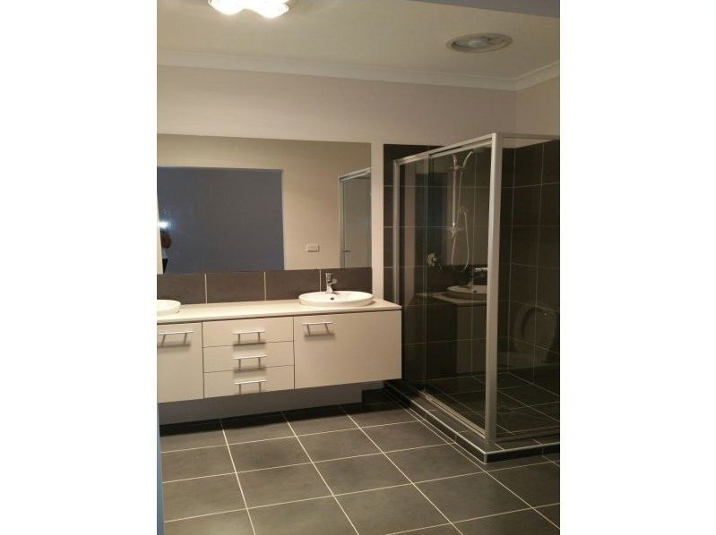 10 Festival Drive, Point Cook, VIC 3030, Point Cook - Thumbnail 5