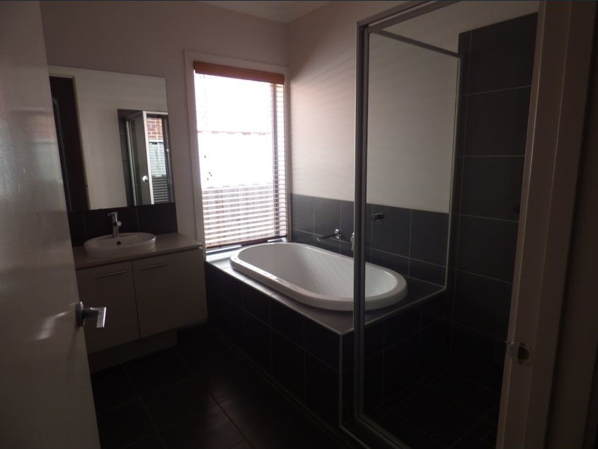 10 Festival Drive, Point Cook, VIC 3030, Point Cook - Thumbnail 6