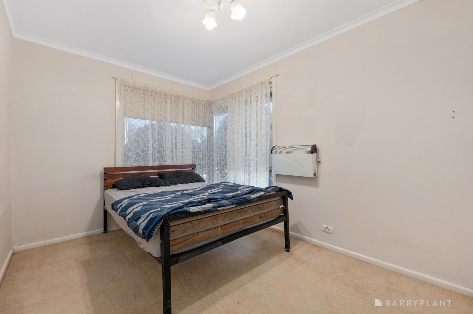 10 First Avenue, Melton South, VIC 3338, Melton South - Thumbnail 4