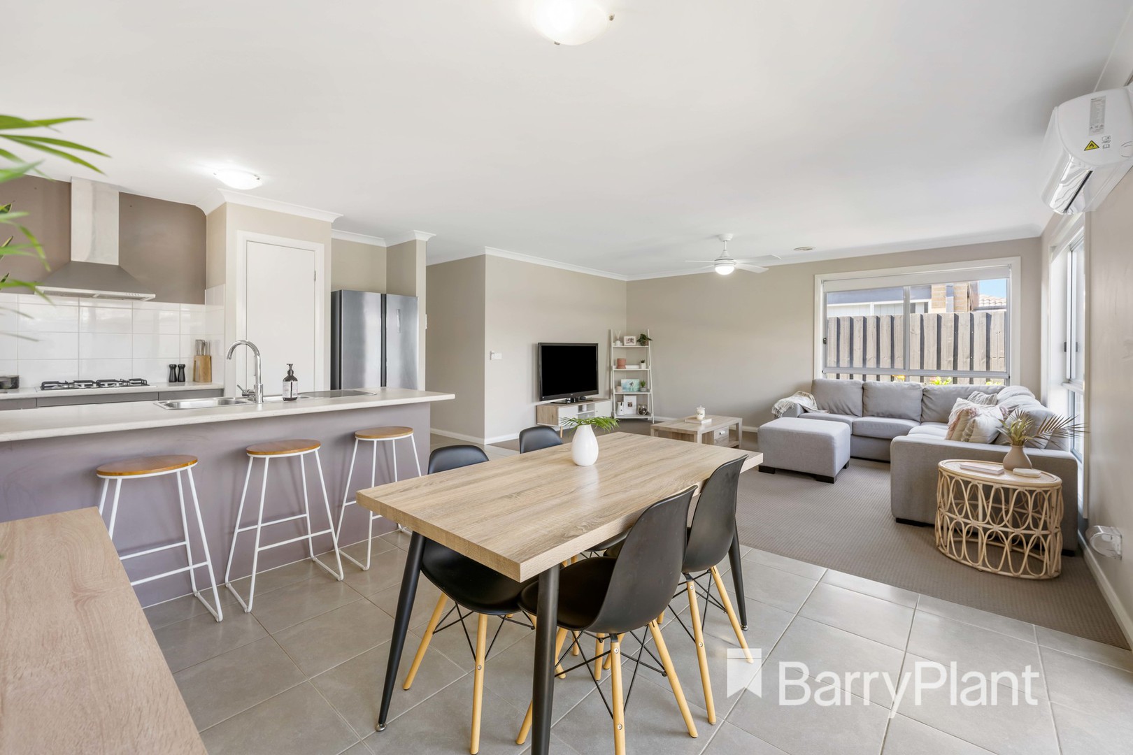 10 Fisher Court, Werribee, VIC 3030, Werribee - Thumbnail 7