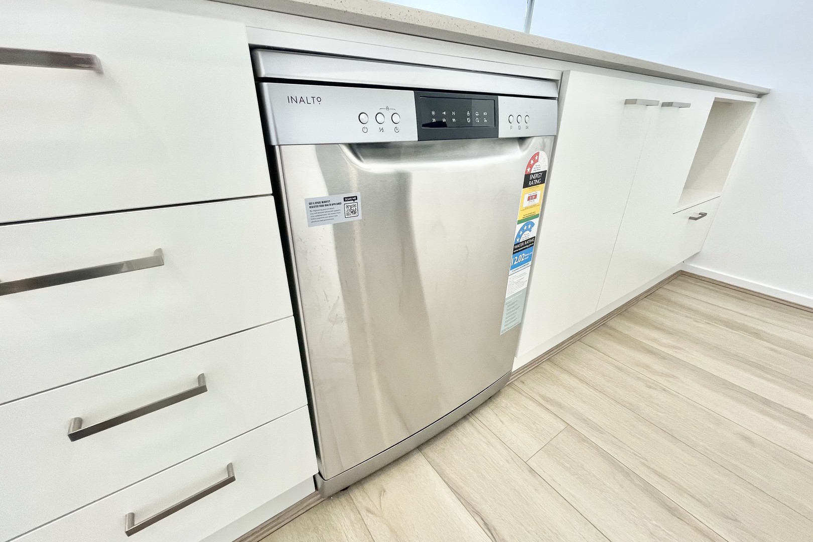 10 Flank Walk, Fraser Rise, VIC 3336, Fraser Rise - Thumbnail 7