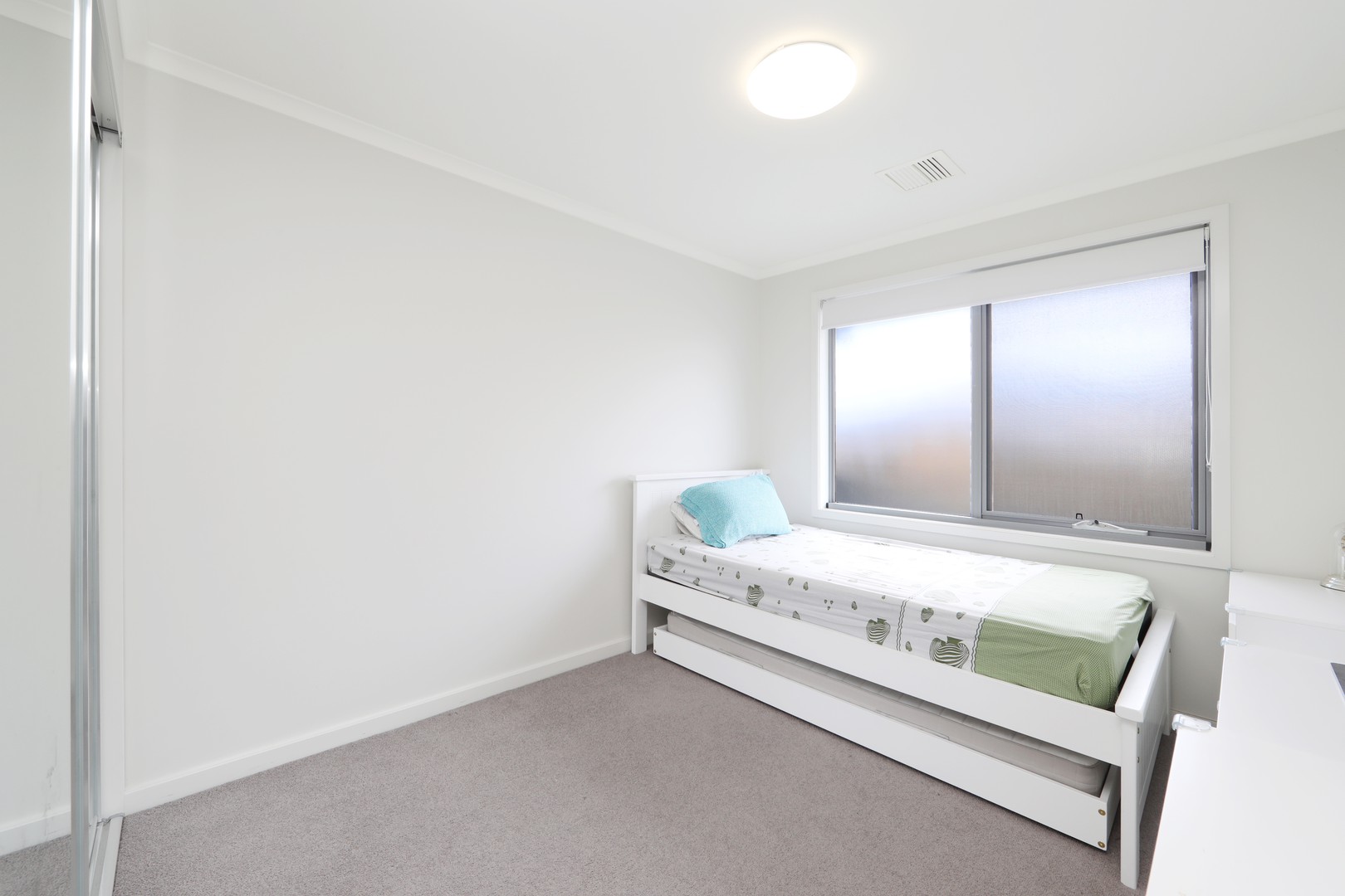 10 Flora Grove, Wantirna South, VIC 3152, Wantirna South - Thumbnail 6