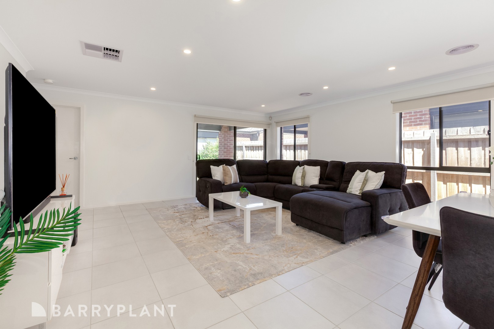 10 Foxtail Circuit, Wallan, VIC 3756, Wallan - Thumbnail 7