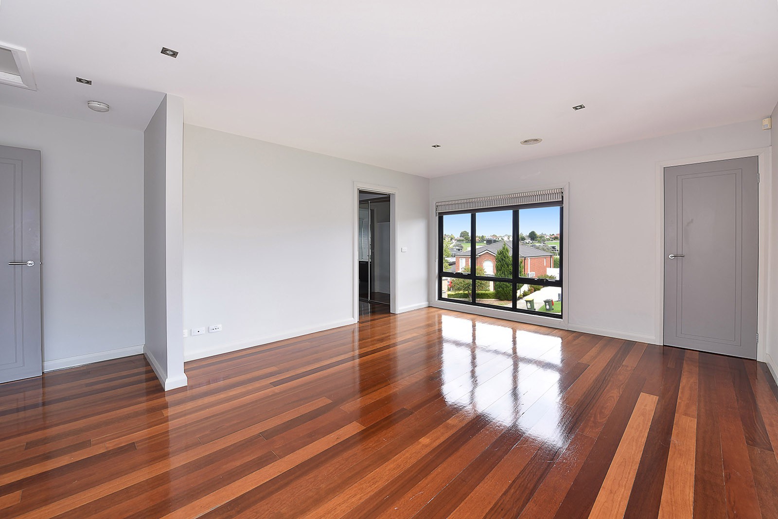 10  Fraserburgh Crescent, Greenvale, VIC 3059, Greenvale - Thumbnail 4