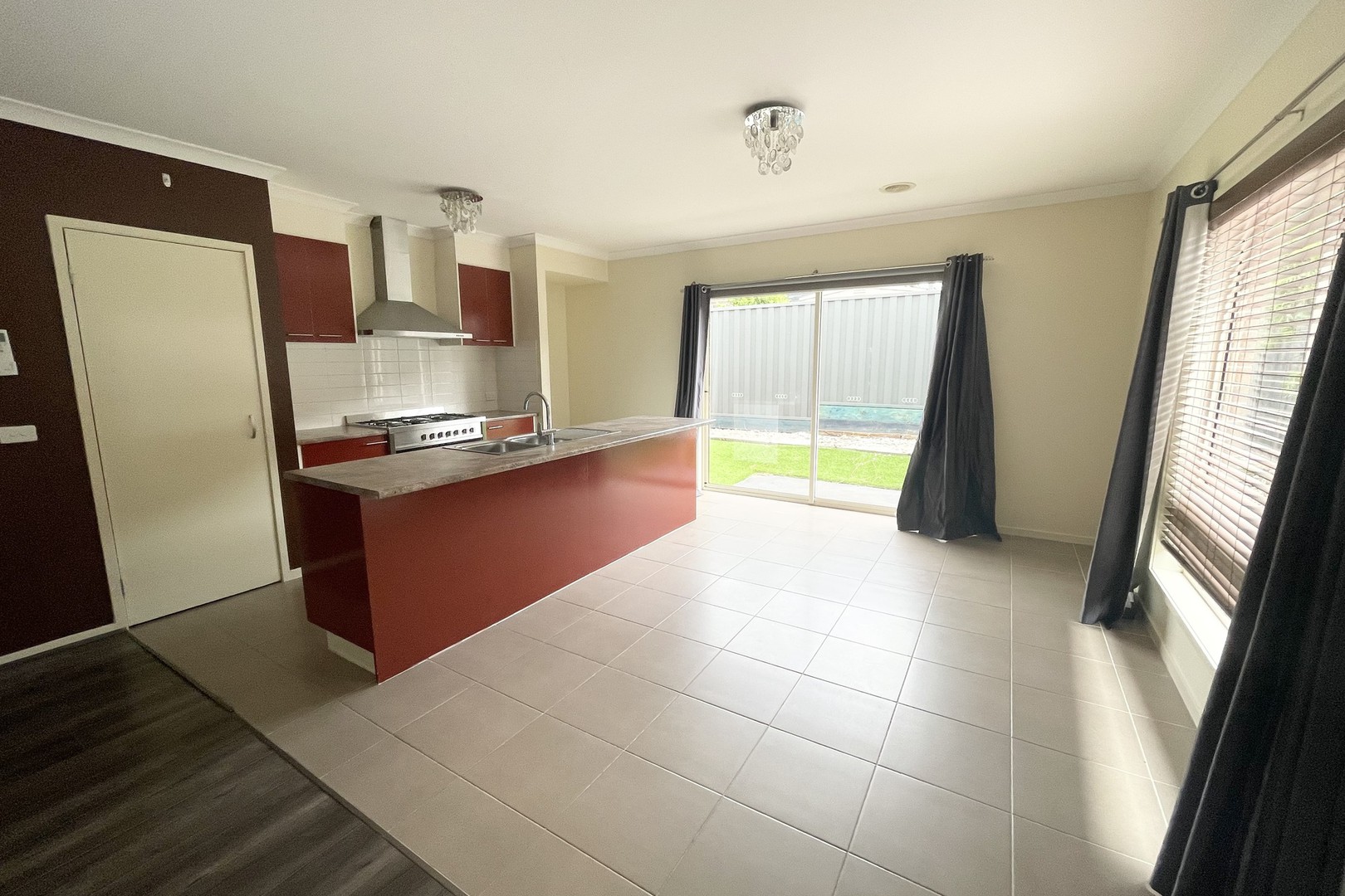 10 Frontier Avenue, Greenvale, VIC 3059 - Thumbnail 1 - 28/01/2024