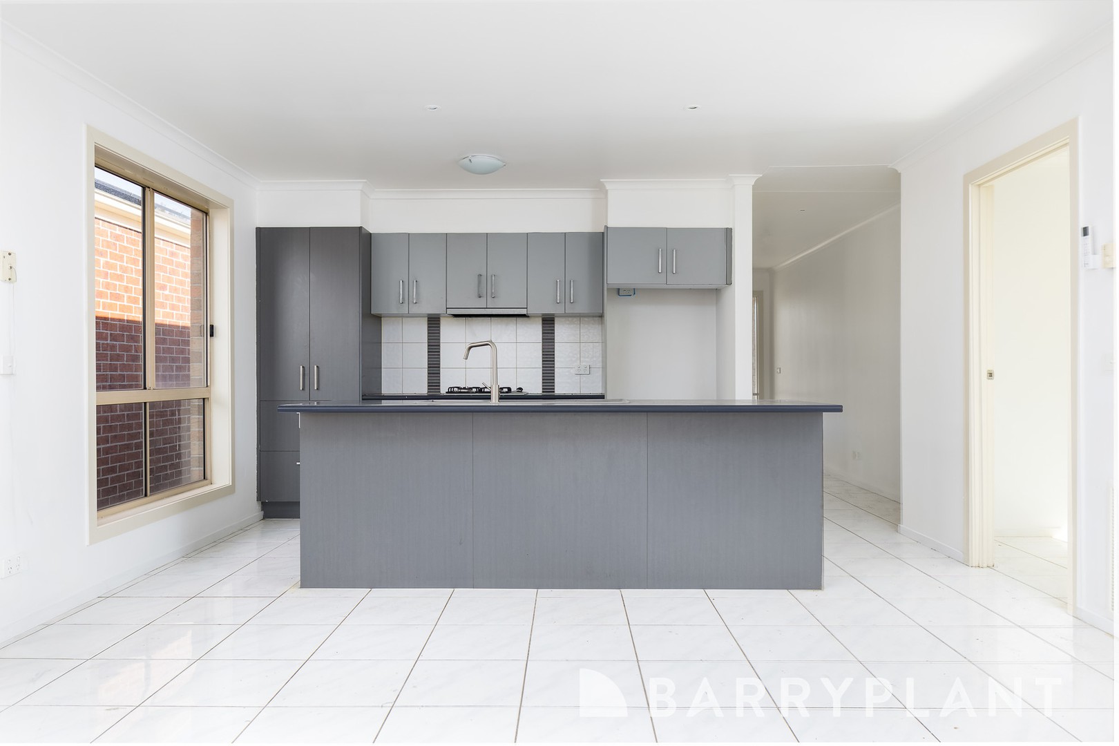 10 Galeff Avenue, Truganina, VIC 3029 - Thumbnail 2 - 17/04/2025