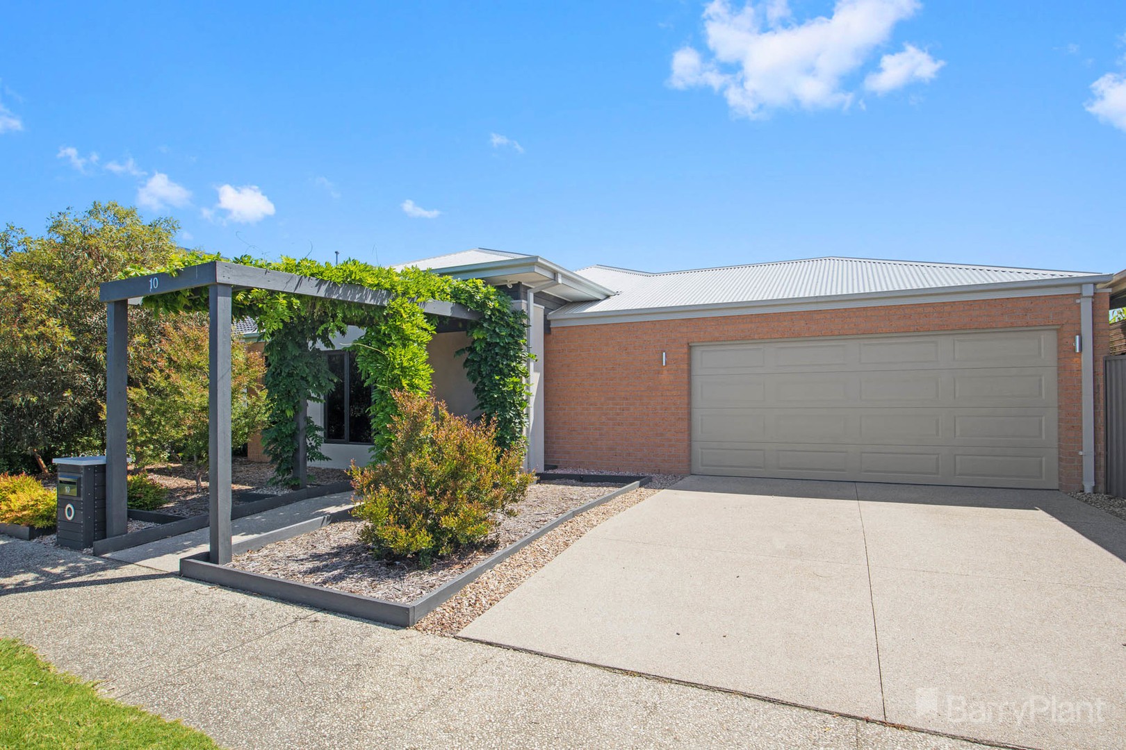 10 Gateway Avenue, Pakenham, VIC 3810, Pakenham - Thumbnail 2