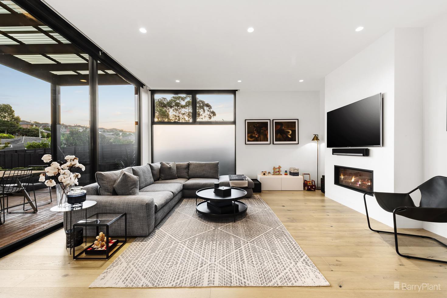 10 Gertrude Street, Templestowe Lower, VIC 3107, Templestowe Lower - Thumbnail 2