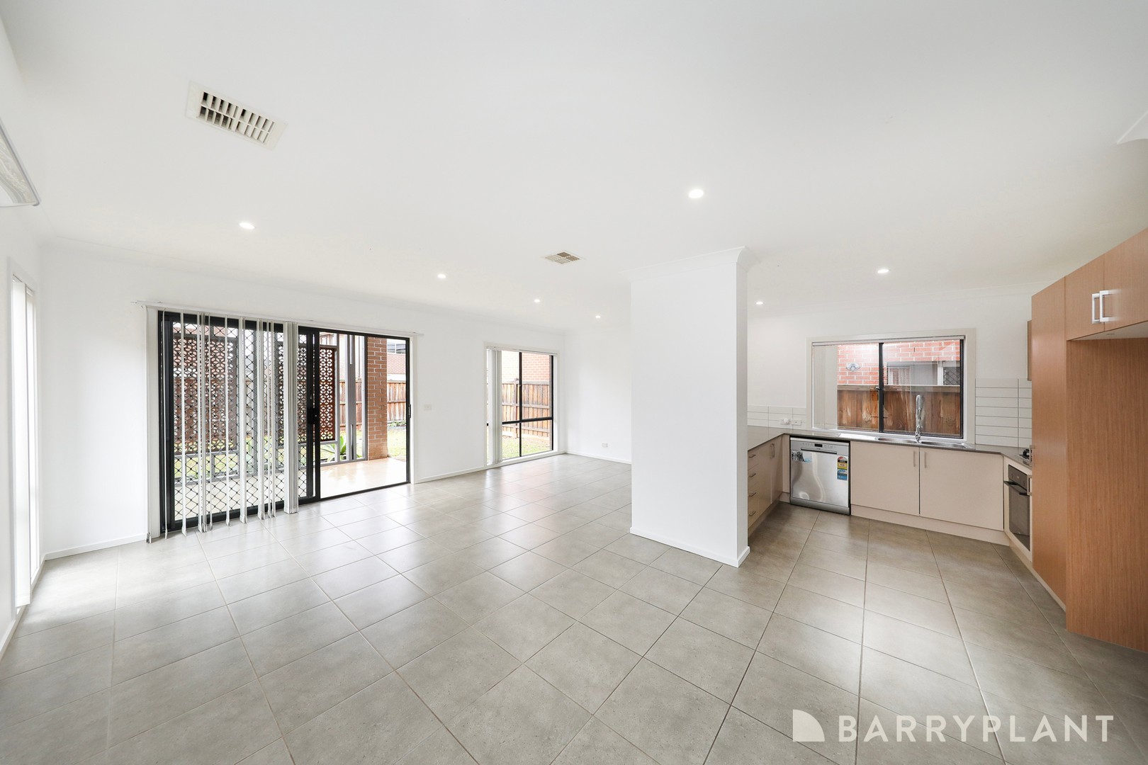 10 Giaconda Road, Point Cook, VIC 3030 - Thumbnail 2 - 31/08/2026