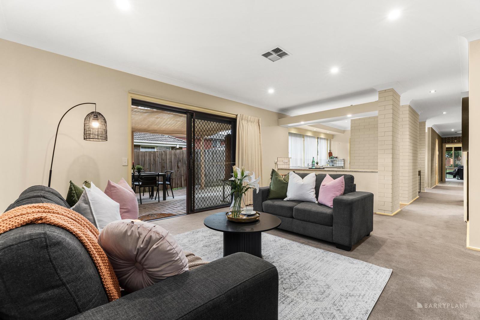 10 Gillies Street, Mitcham, VIC 3132, Mitcham - Thumbnail 3
