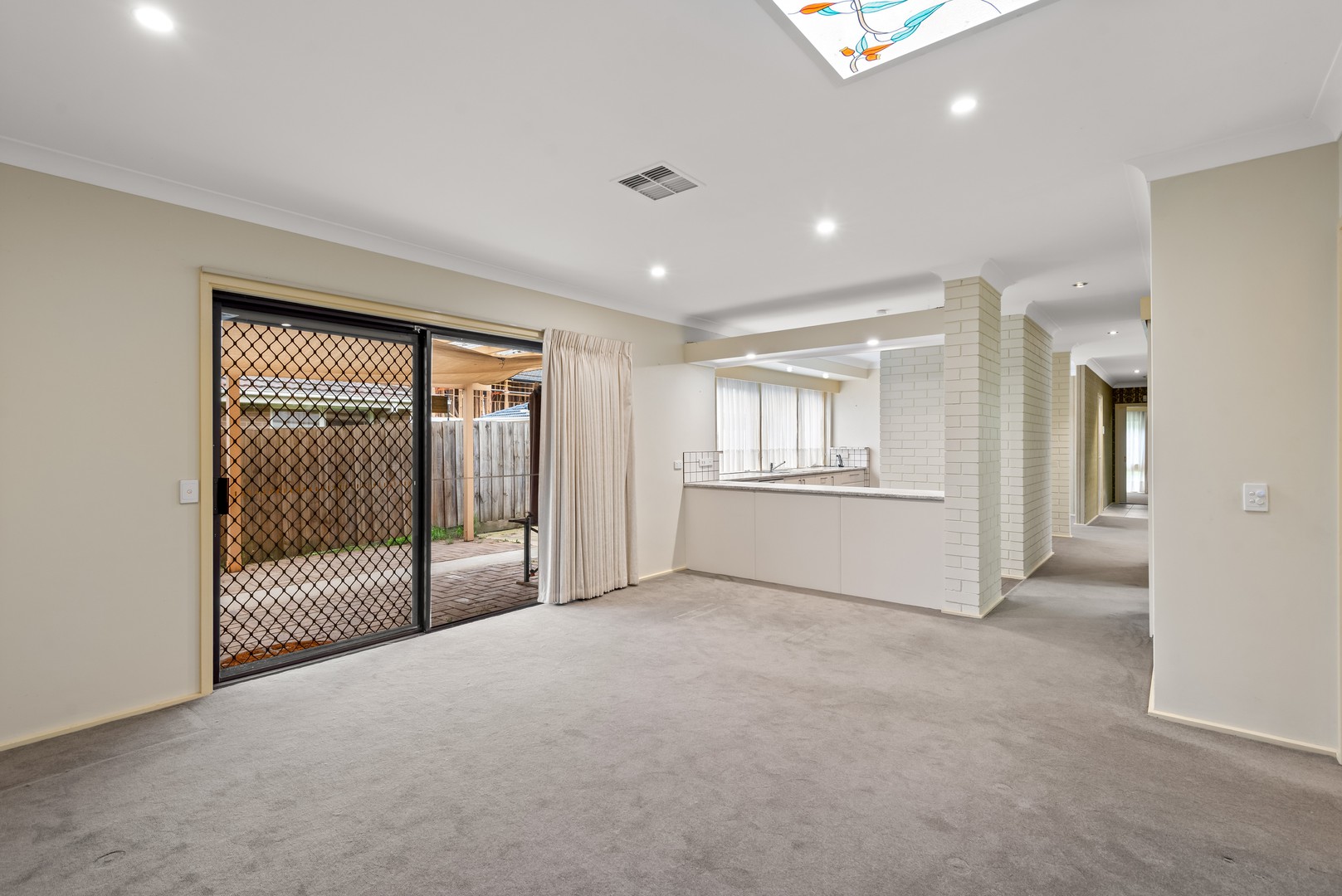 10 Gillies Street, Mitcham, VIC 3132, Mitcham - Thumbnail 4