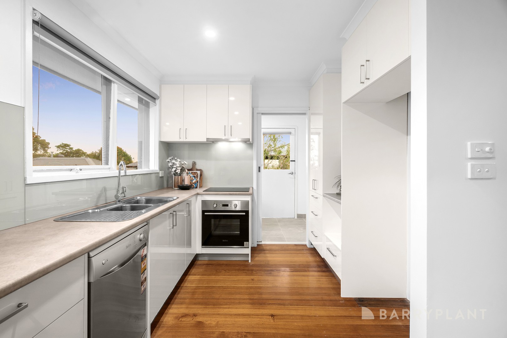 10 Gladesville Drive, Kilsyth, VIC 3137, Kilsyth - Thumbnail 4
