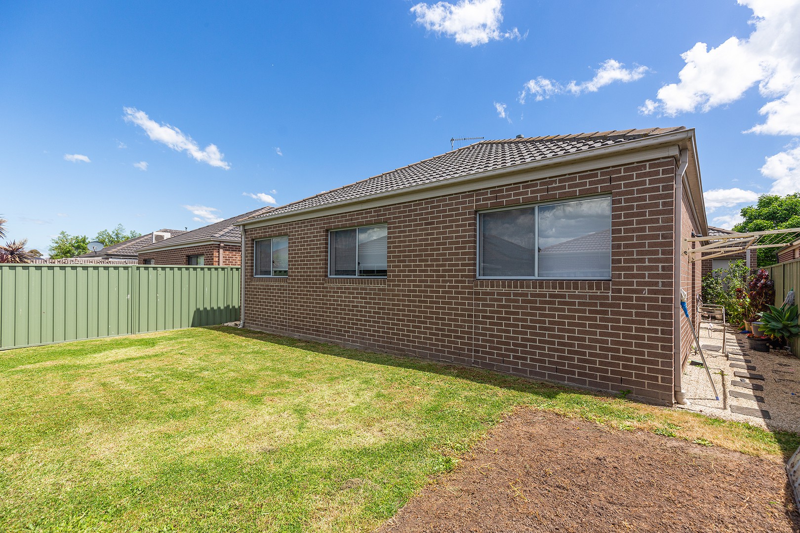 10 Golden Green Street, Pakenham, VIC 3810, Pakenham - Thumbnail 7