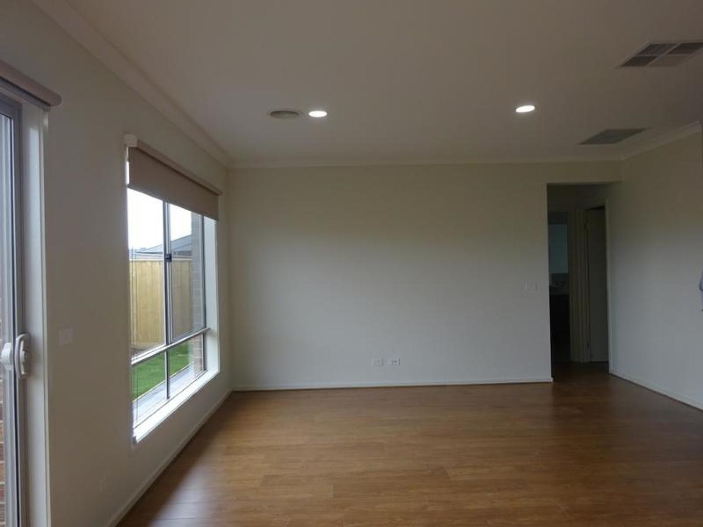 10 Gossamer Way, Mickleham, VIC 3064, Mickleham - Thumbnail 3