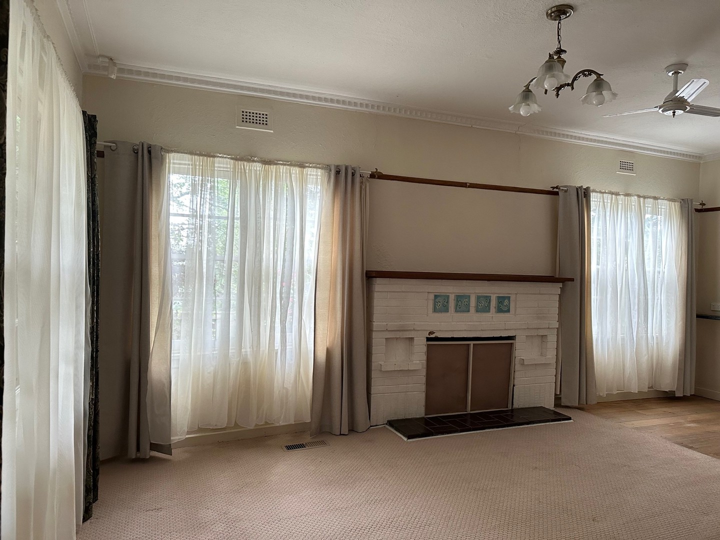 10 Great Ryrie Street, Ringwood, VIC 3134, Ringwood - Thumbnail 3